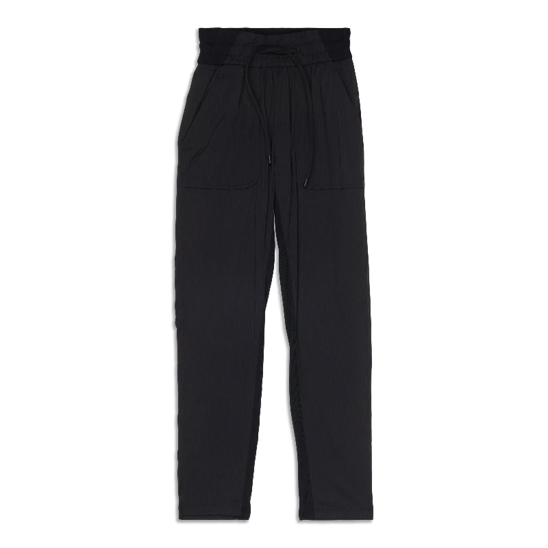 Beyond The Studio Pant Slim - Resale Trendy Printed Leggings