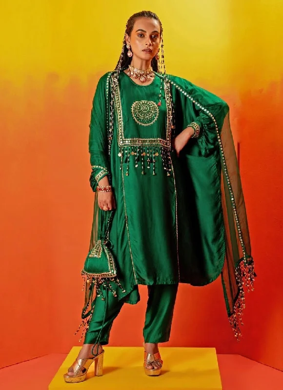 Green Embroidered  Relaxed Fit Kurta Pant Set Cozy Fitted Pants
