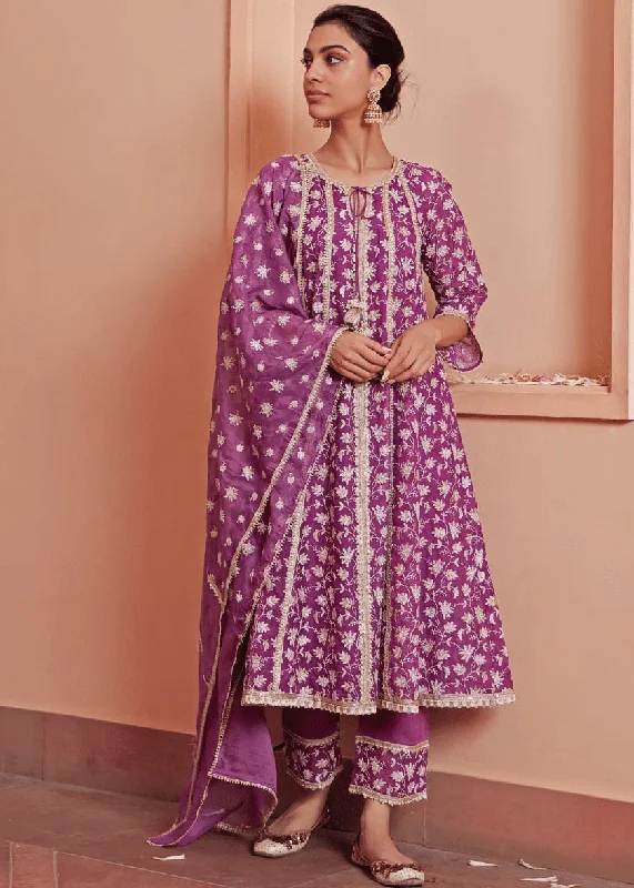 Lilac And Gold Anarkali Kurta Pants Set Classic Straight-Leg Pants