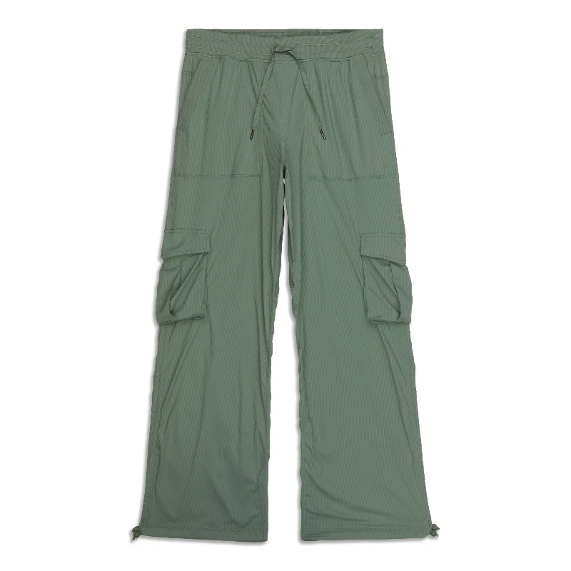 Dance Studio Relaxed-Fit Mid-Rise Cargo Pant - Resale Slim Fit Casual Pants