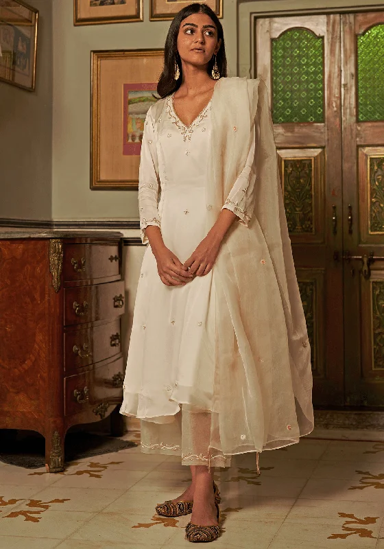 Off-White And Gold Embroidered Kurta Pants Set Elegant Dress Pants