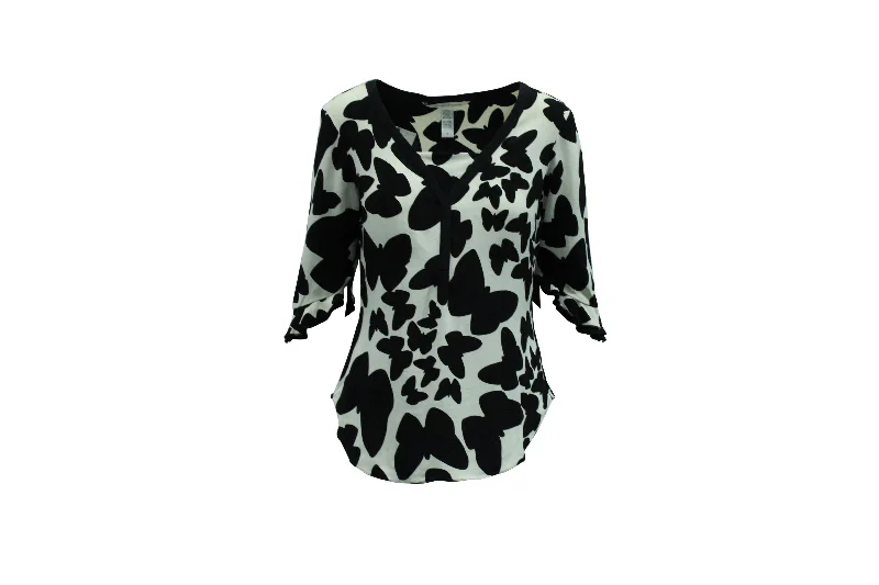 Diane Von Furstenberg Retta Butterfly Print Blouse in Black and White Silk Peter Pan Blouse Diane Von Furstenberg Retta Butterfly Print Blouse in Black and White Silk Peter Pan Blouse