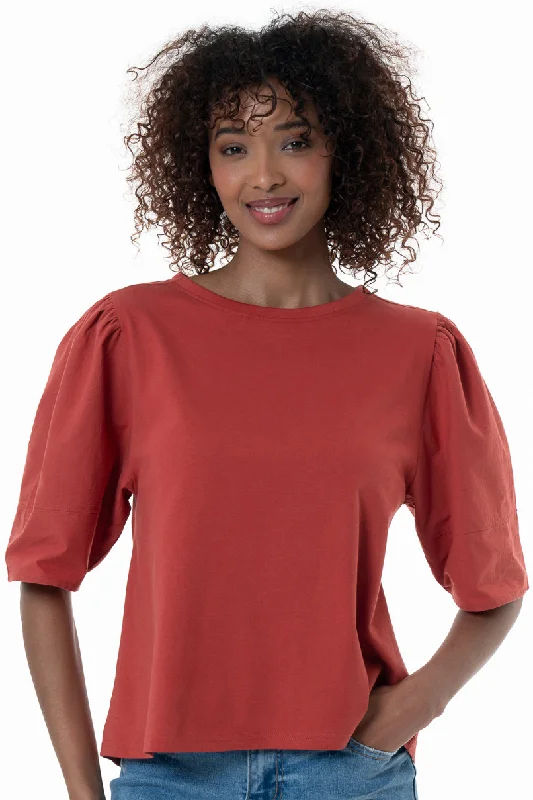 T-Shirt With Boxy Sleeves _ 154368 _ Red Asymmetrical Pockets Print