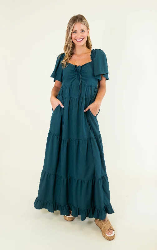 Romantic Tiered Maxi Dress Stylish Maxi Dress with Pleats