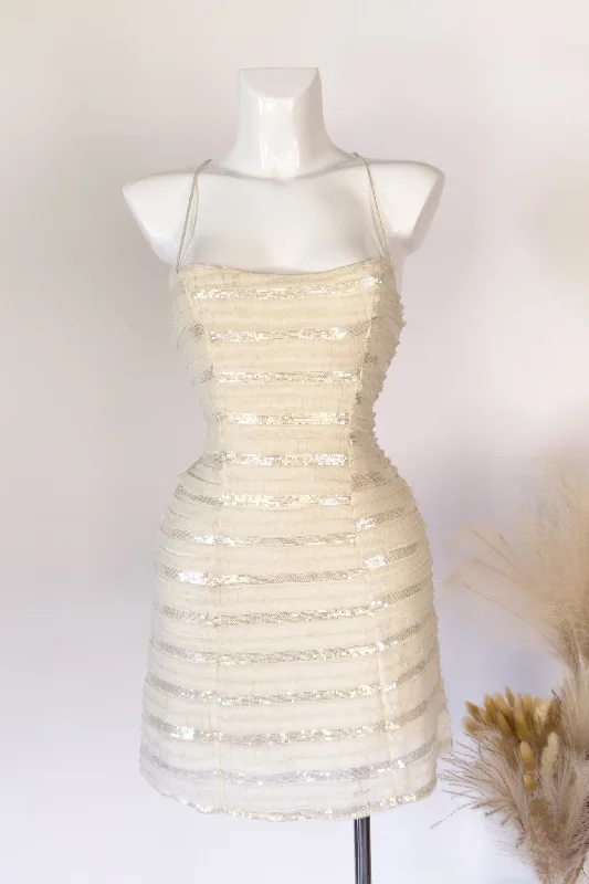 Steph Mini Dress Elegant Mini Dress with Pleats