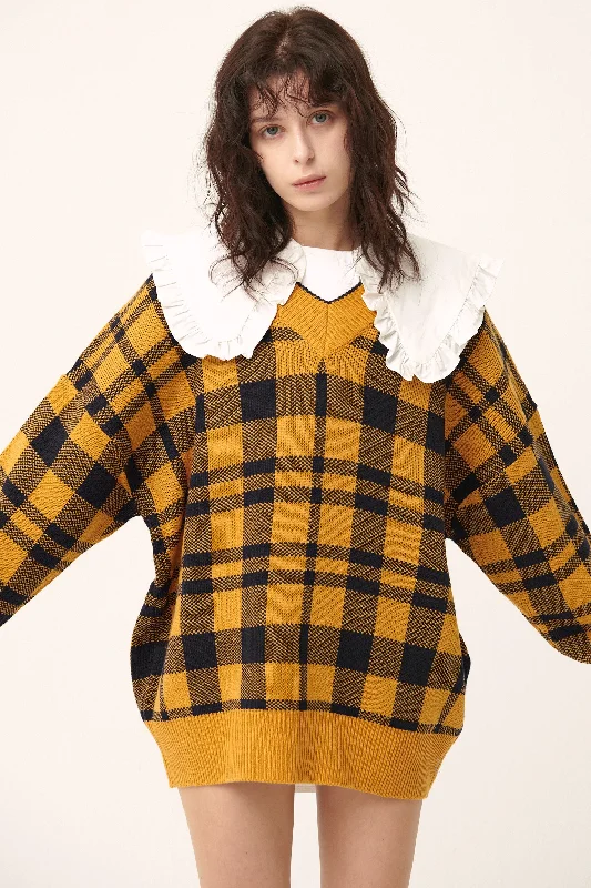 Alexis Oversized Sweater in Plaid Ribbed Striped Patterned