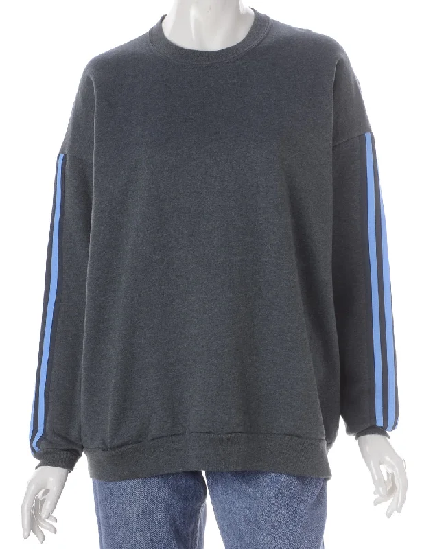 Label Corey Branded Stripe Sleeve Sweatshirt Hoodie with Back Slit Movement Comfort
